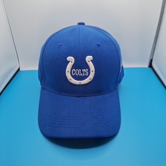 Indianapolis Colts NFL Team Apparel OSFM Hook & Loop Cap Hat Blue - Picture 1 of 7